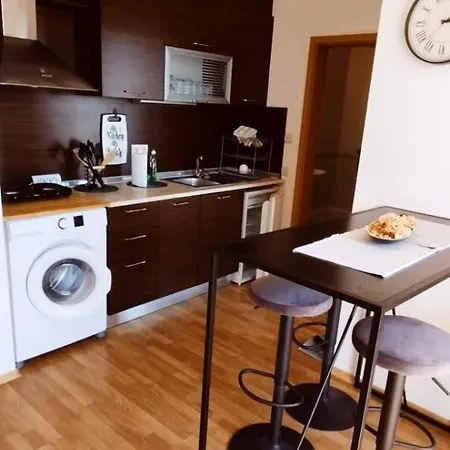 Vineyard 2-room Apartment *