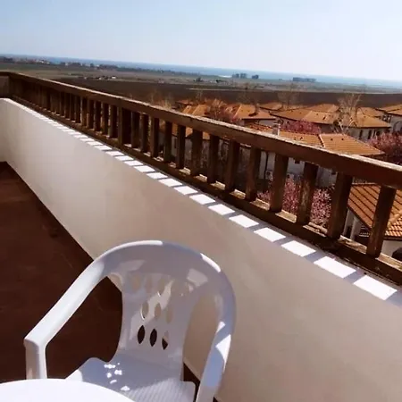 Vineyard 2-room Apartment *